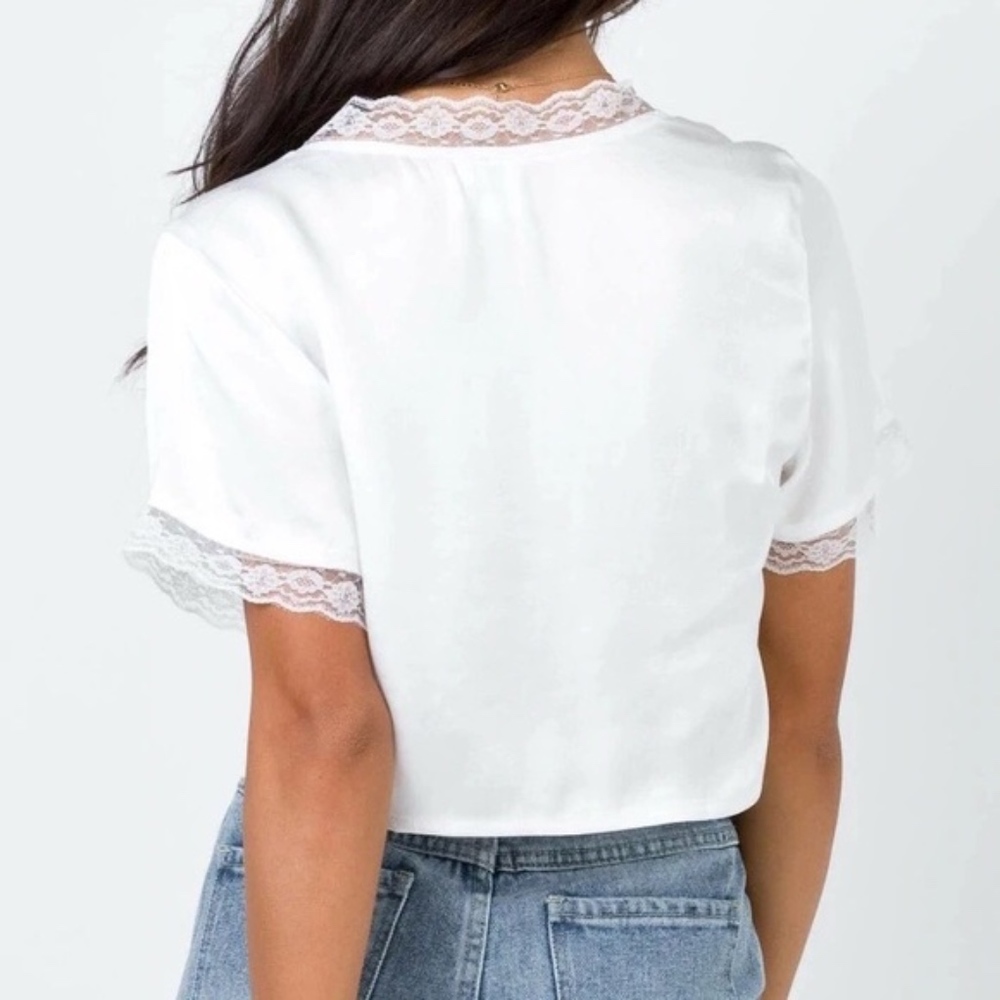 New White Silk Lace Belted Cropped Cardigans - Picture 2 of 8